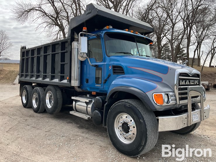 2003-mack-granite-cv713-image-3