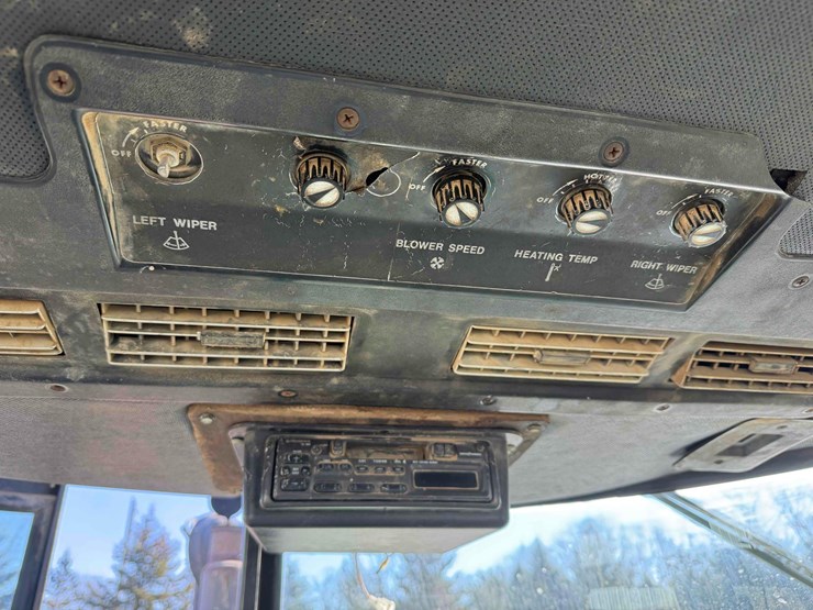 john-deere-4430-image-32