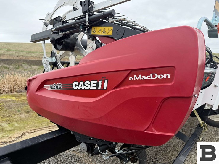 2023-mac-don-fd240-image-11