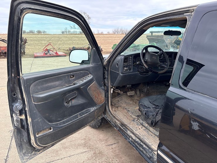 2001-chevrolet-1500-image-30