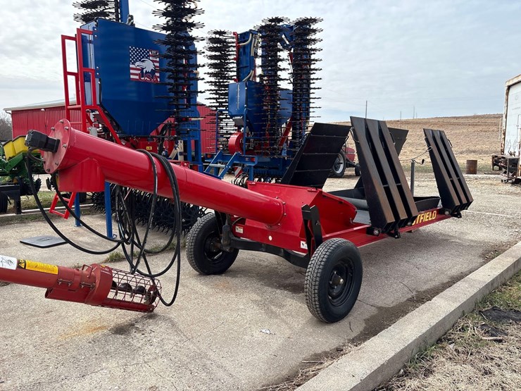 westfield-drive-over-pit-image-3