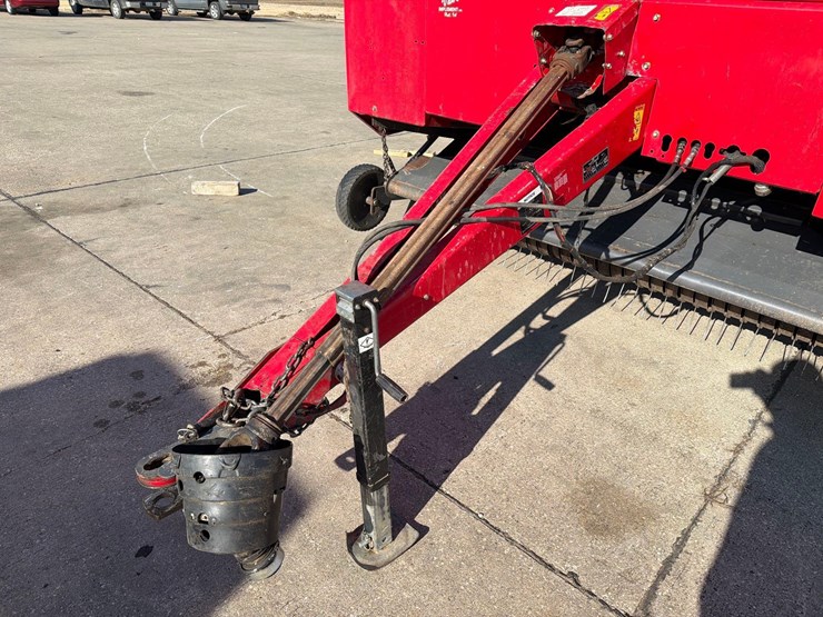 massey-ferguson-2856a-image-10