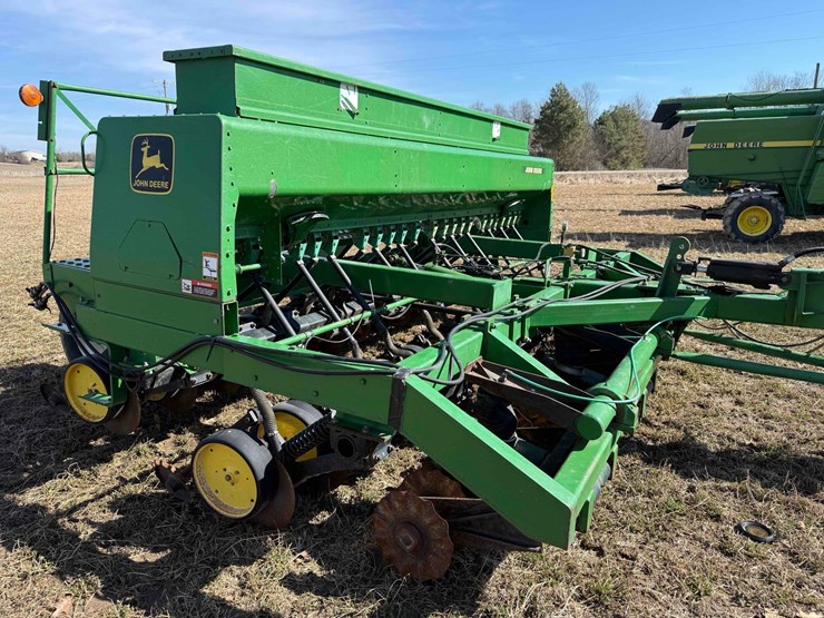 john-deere-750-image-7
