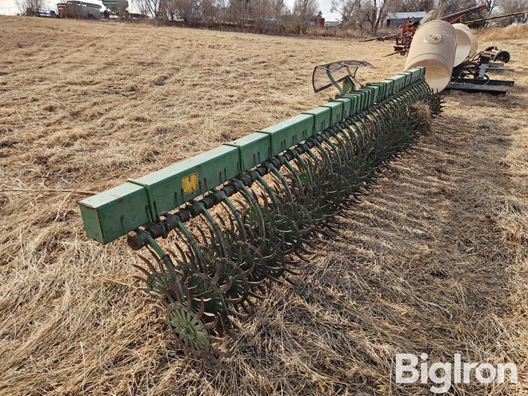 john-deere-400-image-7