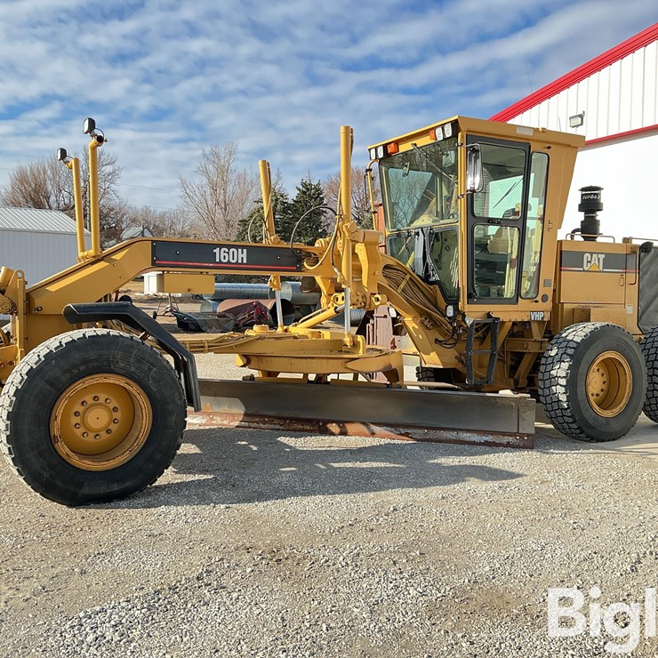 1998 CATERPILLAR 160H