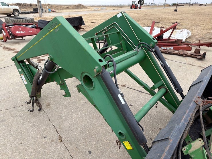 john-deere-10-image-11