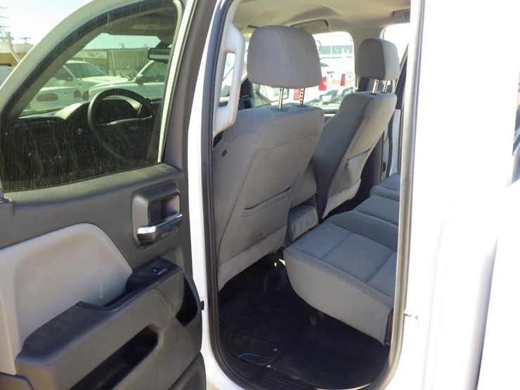 2017-chevrolet-1500-image-7