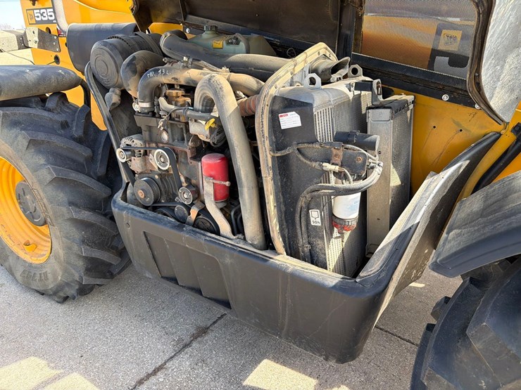2012-jcb-535-95-image-29