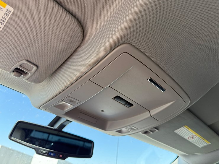 2019-chevrolet-3500hd-image-47