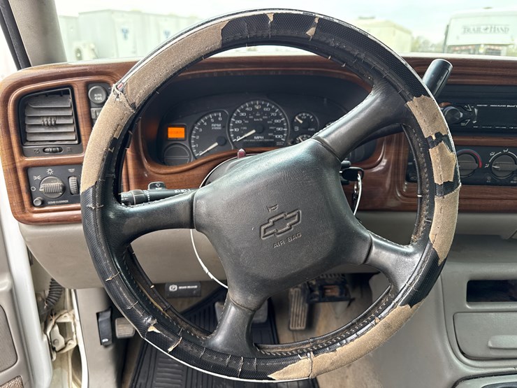 1999-chevrolet-2500-image-39