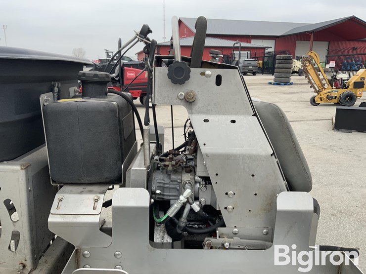 2016-massey-ferguson-730-image-20