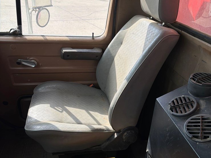 1980-international-s1900-image-49