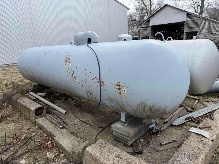 propane-tank-1000-gal-image-1