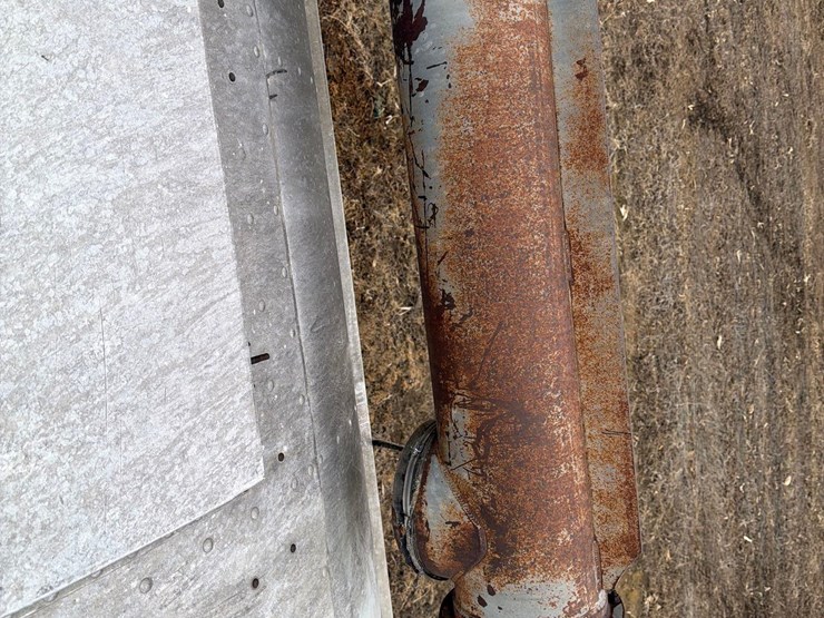 1999-bulkliner-36ft-semi-feed-trailer-image-44