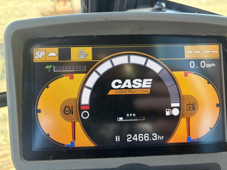 2013-case-cx210c-image-14