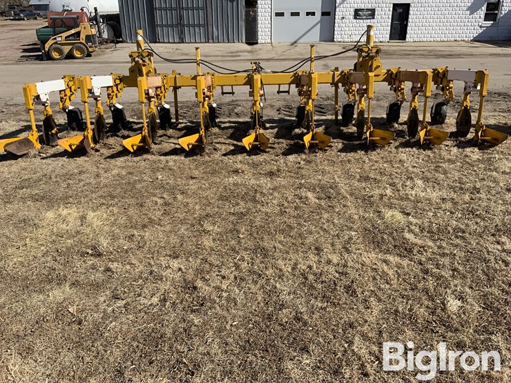 buffalo-63000830-image-6