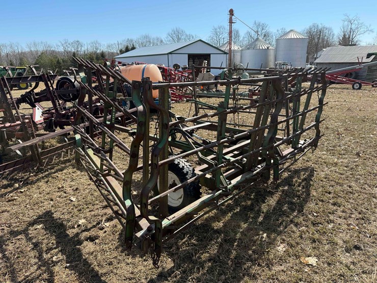 john-deere-18-image-2