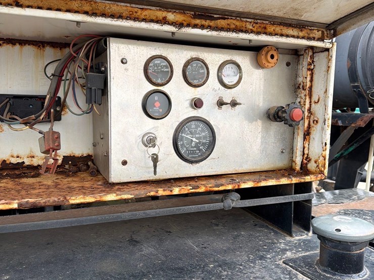 1997-ford-e350-image-60