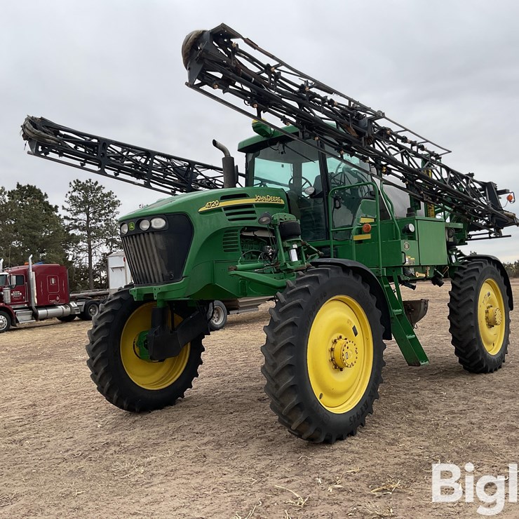2005 JOHN DEERE 4720