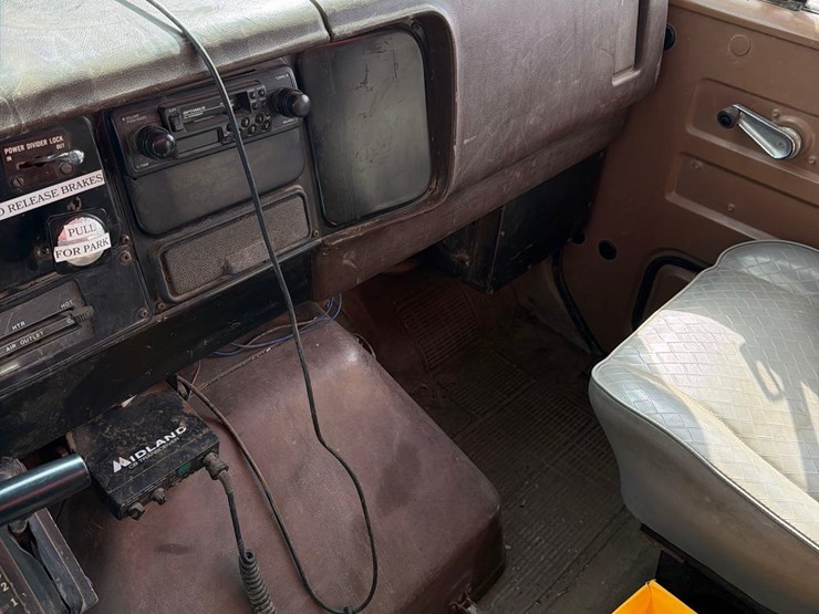 1980-international-s1900-image-48