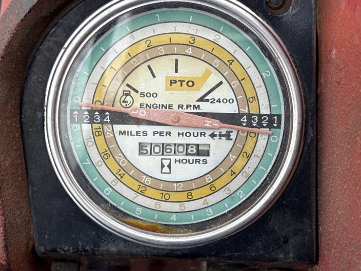 international-1400-image-34