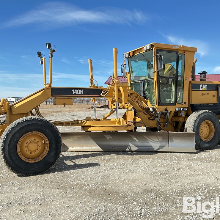 2004 CATERPILLAR 140H