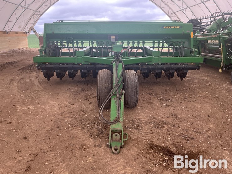 john-deere-750-image-2