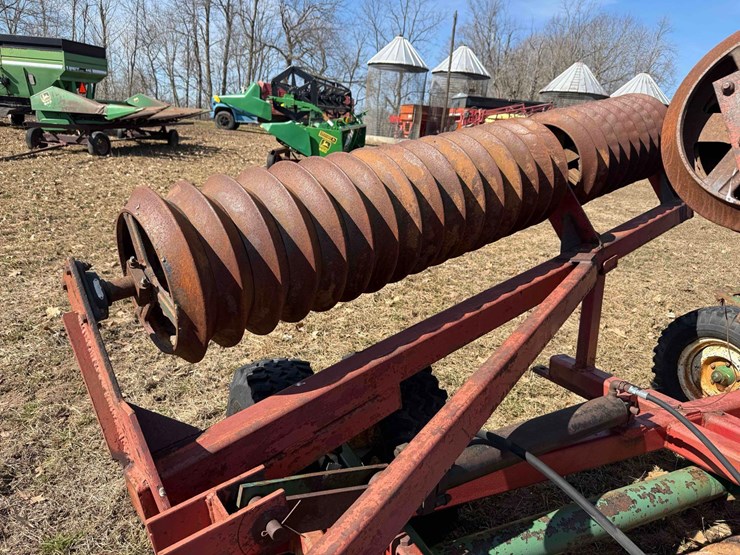 brillion-x-fold-28’-packer-image-10