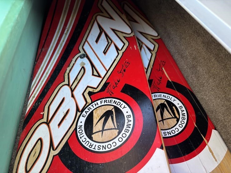 2000-unknown-trailer-image-32