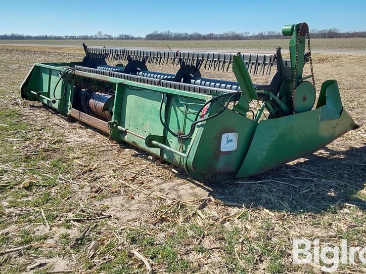 1982-john-deere-220-image-5