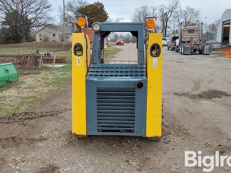 1993-gehl-3410-image-6