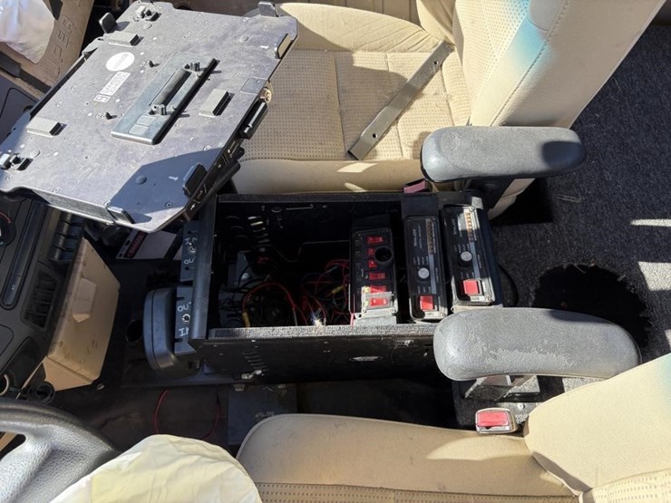 2010-ford-f450-image-19