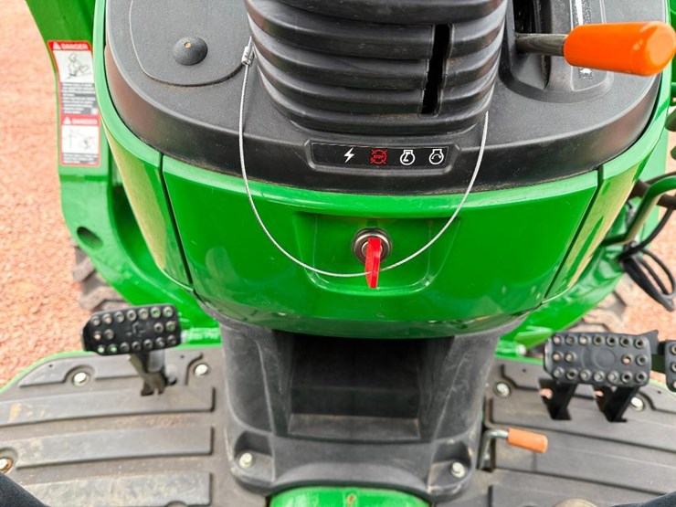 john-deere-4052m-image-54