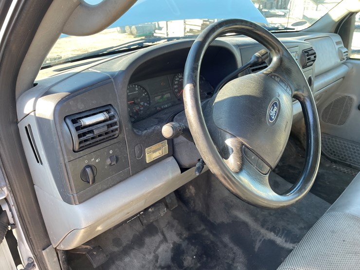 2007-ford-f350-xl-image-35