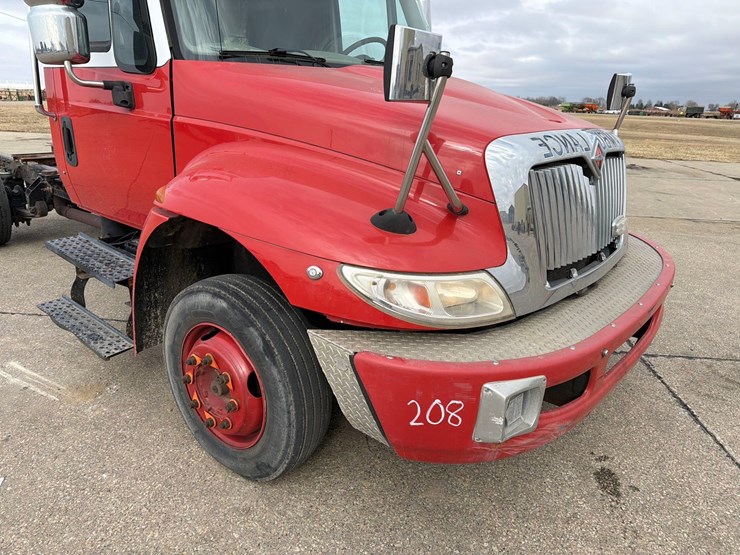 2014-international-4000-image-19