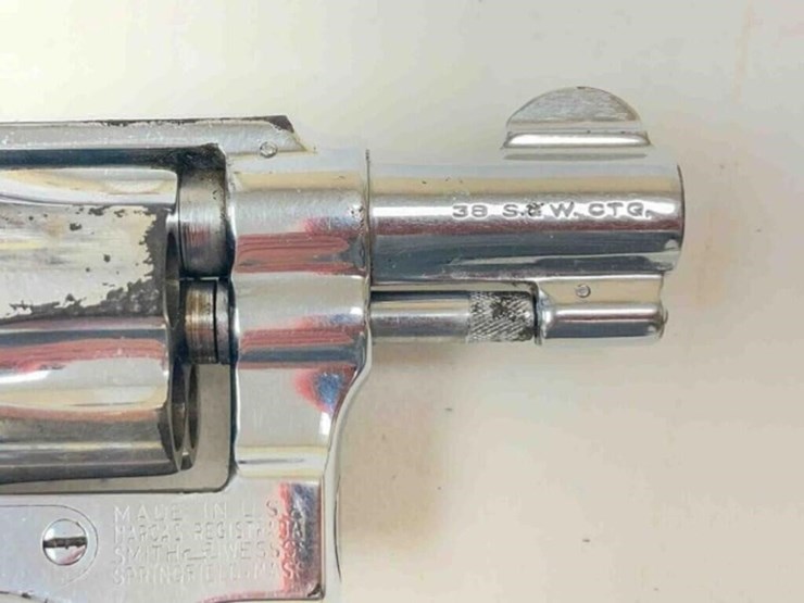 smith-&-wesson-revolver-image-9