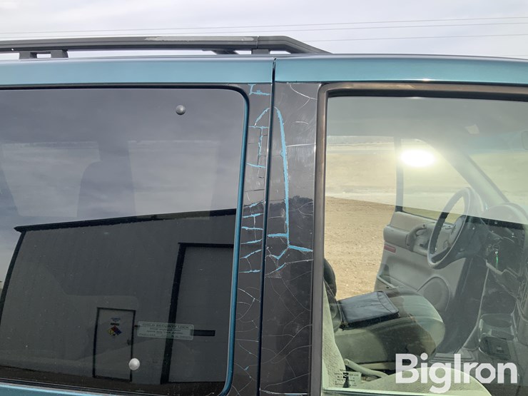 1999-chevrolet-astro-image-14