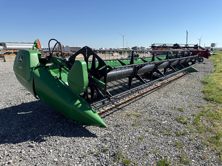 john-deere-630d-image-3