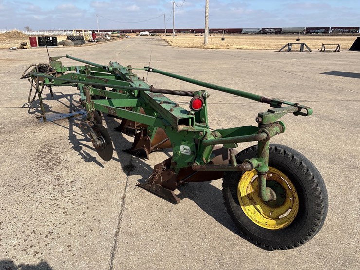 john-deere-5-image-3