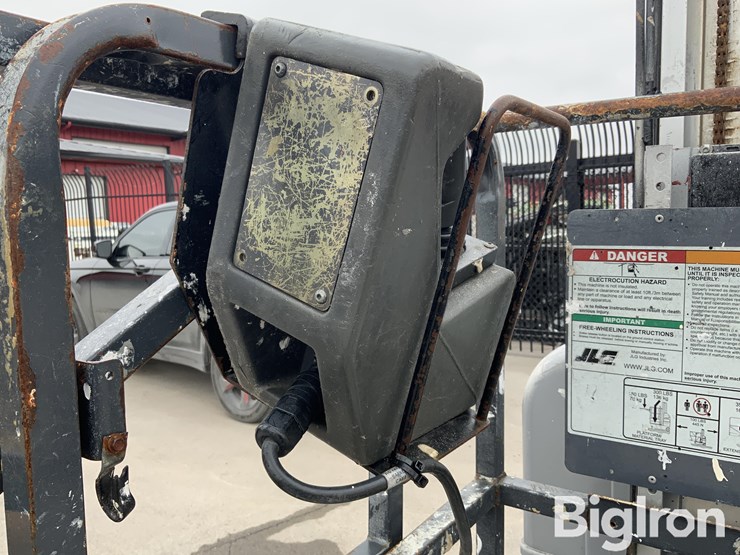 2015-massey-ferguson-730-image-13