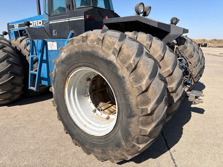 1990-versatile-946-image-12