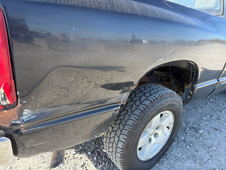 2005-dodge-ram-1500-image-14