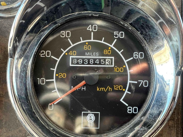 1995-kenworth-t800b-image-28