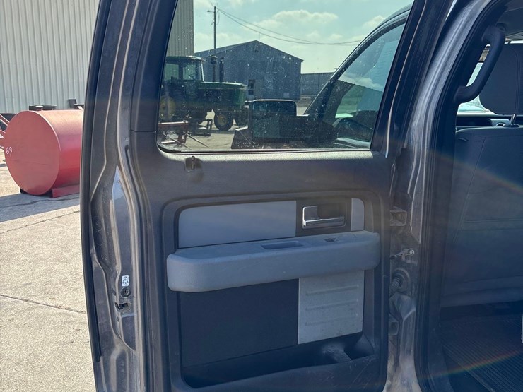 2012-ford-f150-image-48