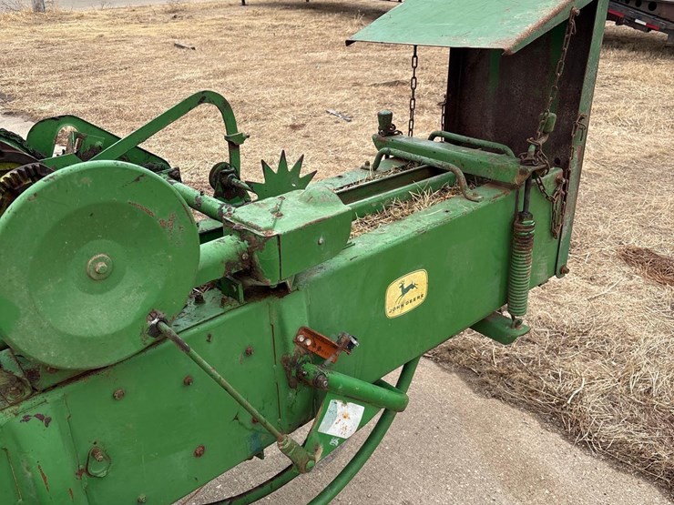 john-deere-24t-image-22