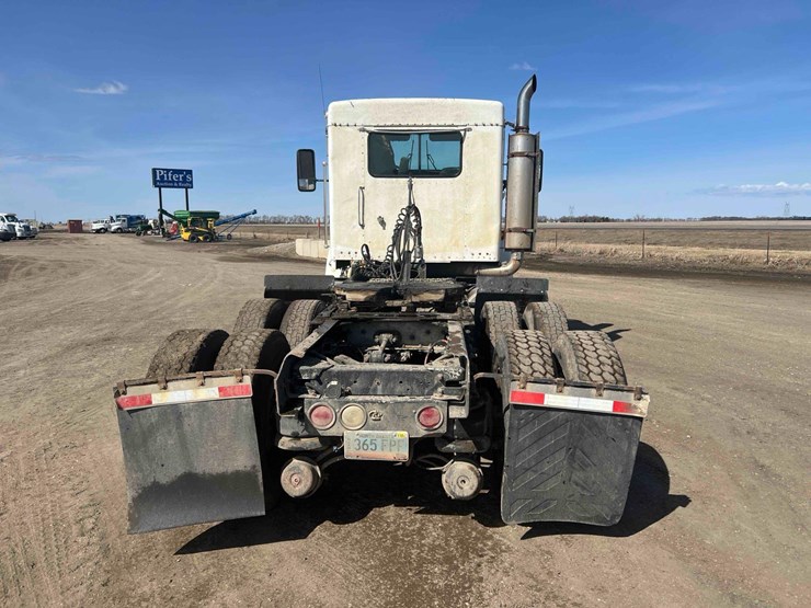 1995-kenworth-t800b-image-6