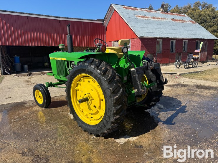 john-deere-3020-image-7