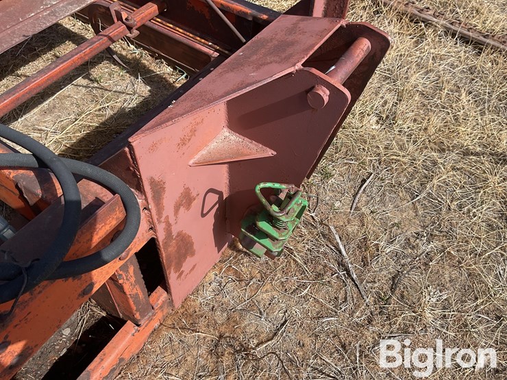 farmhand-8-bale-image-10