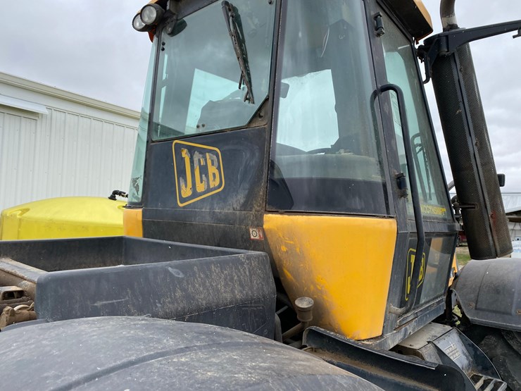jcb-fast-trac-2140-image-28
