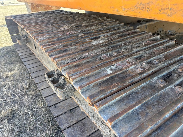 2013-case-cx210c-image-10